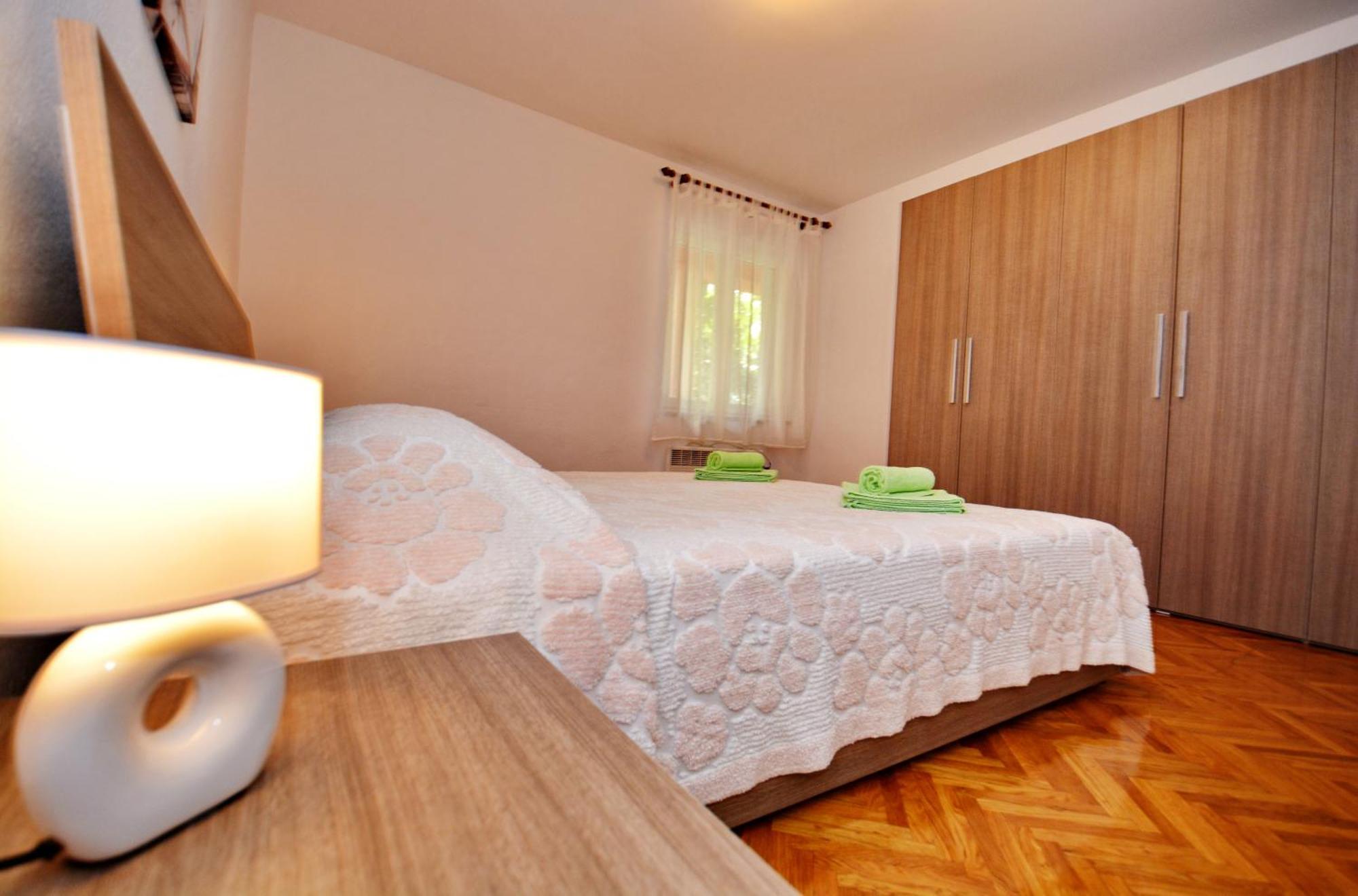 Apartment Dunatov Zara Esterno foto